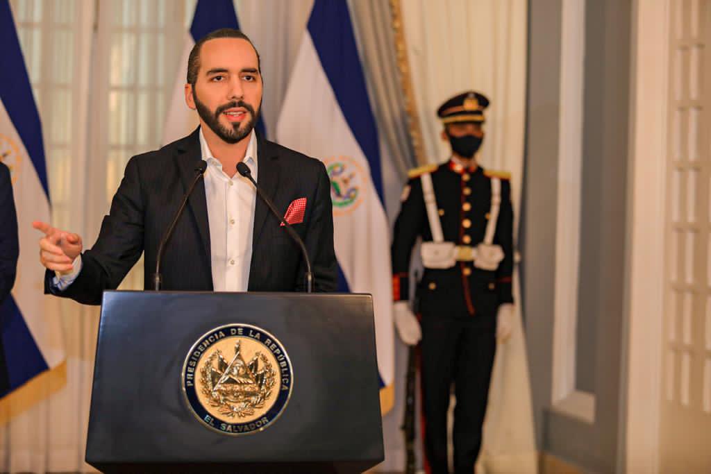Presidente Bukele emplaza a medios opositores por no denunciar a alcaldes salientes que suspendieron recolección de basura presidente-bukele-emplaza-a-medios-opositores-por-no-denunciar-a-alcaldes-salientes-que-suspendieron-recoleccion-de-basura